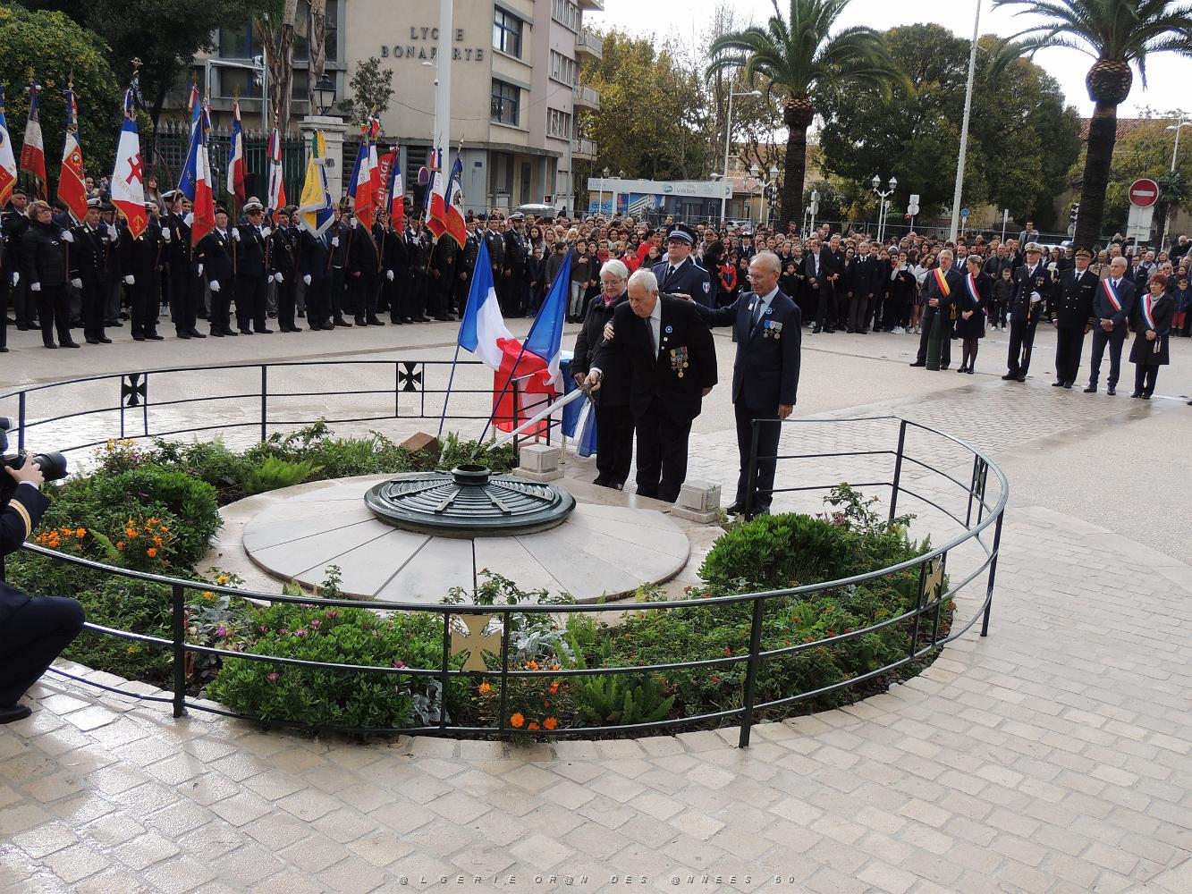 PHASE 2 2018 11 11 LA FLAMME DU SOUVENIR A TOULON (130).JPG -           